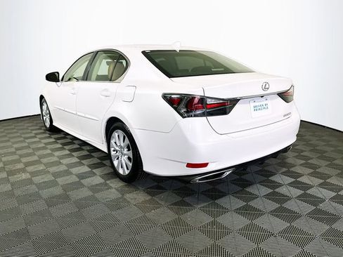 Used 2016 Lexus GS 200t image 6