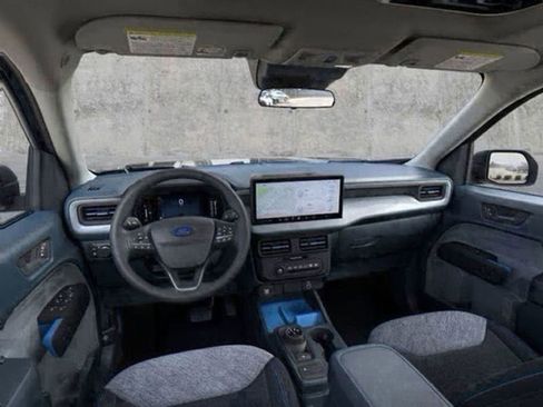 New 2025 Ford Maverick XLT image 34
