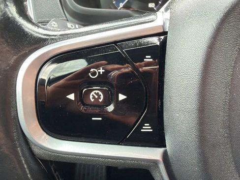 Used 2018 Volvo XC90 T6 Inscription w/ Convenience Package AWD/4WD image 12