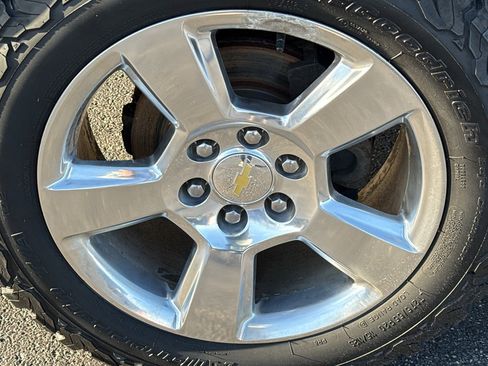 Used 2017 Chevrolet Silverado 1500 LT w/ All Star Edition image 11