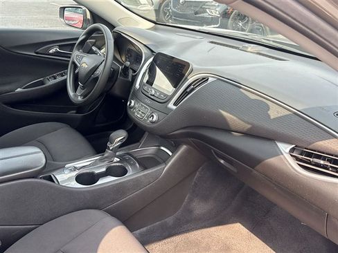 Used 2024 Chevrolet Malibu LT FWD image 27