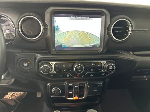 Used 2023 Jeep Wrangler Unlimited Sahara w/ Cold Weather Group image 22