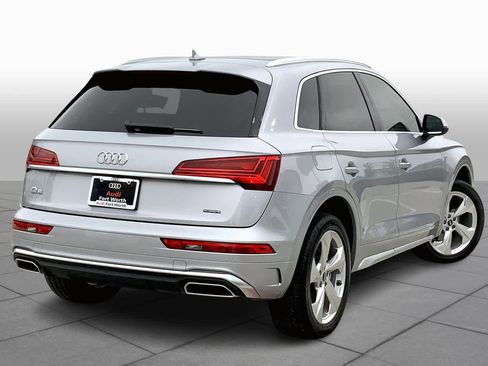 Used 2022 Audi Q5 2.0T Premium Plus w/ Premium Plus Package AWD/4WD image 12
