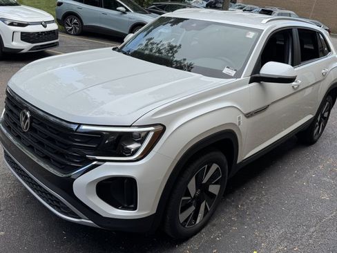 New 2026 Volkswagen Atlas Cross Sport SE AWD/4WD image 28