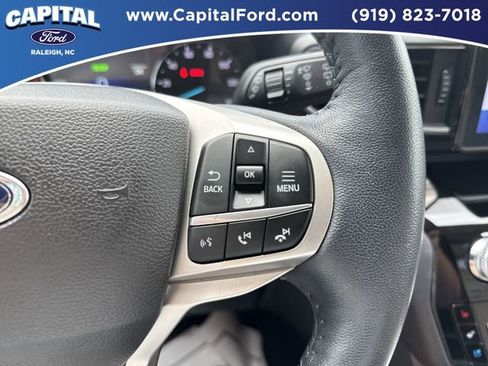 Certified 2022 Ford Explorer Limited w/ Hybrid Equipment Group 310A image 22