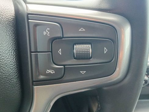 Used 2025 Chevrolet Silverado 1500 LT Trail Boss w/ Convenience Package II AWD/4WD image 25