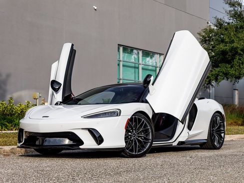 Used 2025 McLaren GTS image 1
