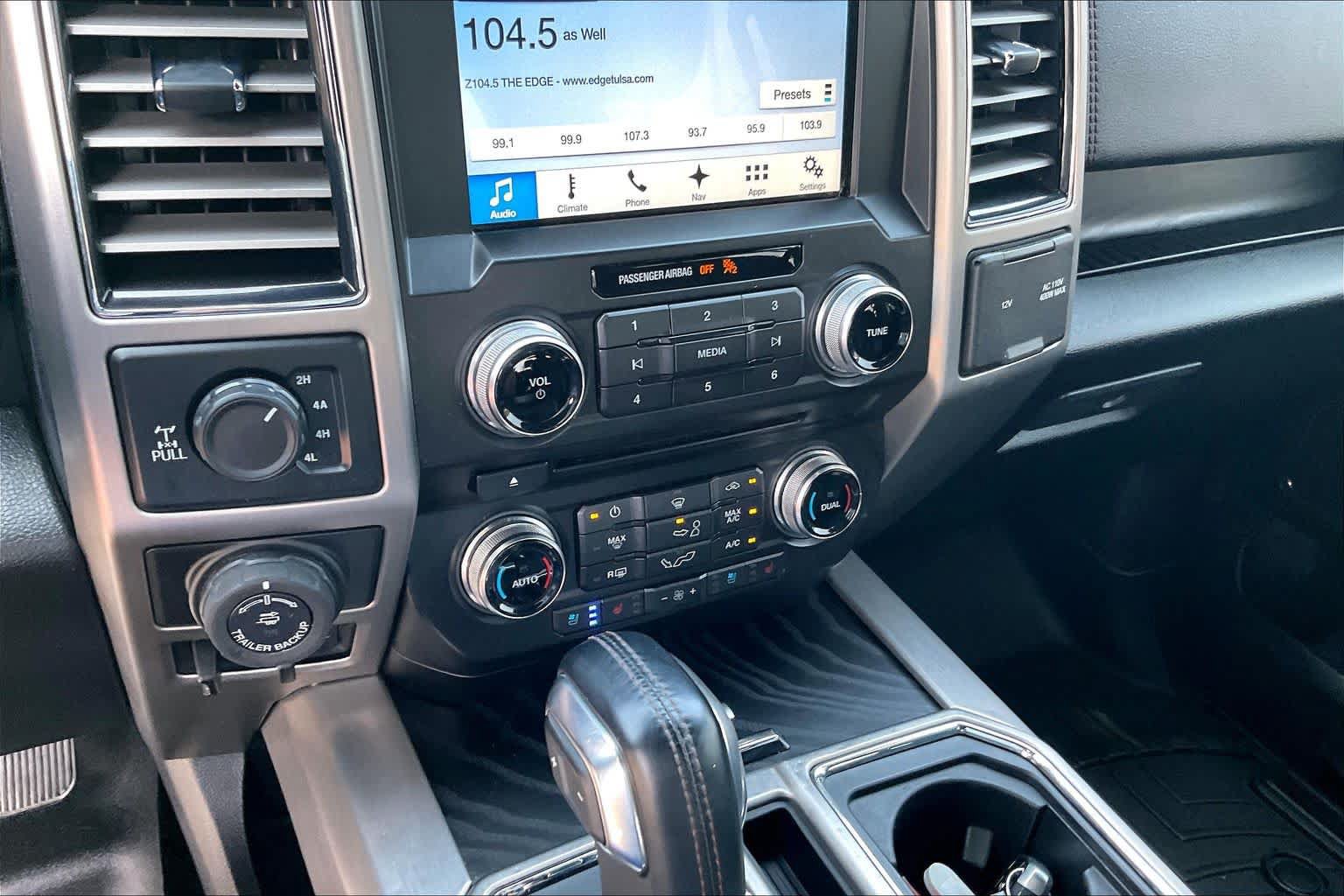 Used 2018 Ford F150 Platinum w/ Equipment Group 701A Luxury AWD/4WD image 33
