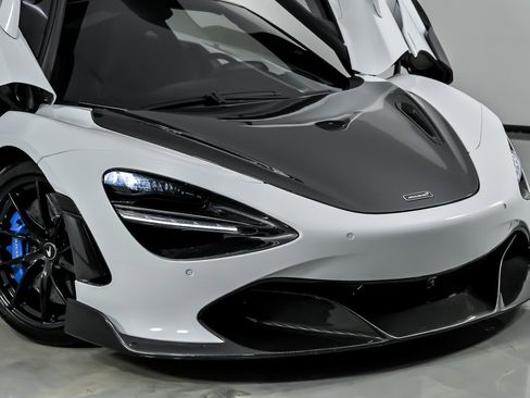 Used 2020 McLaren 720S image 3