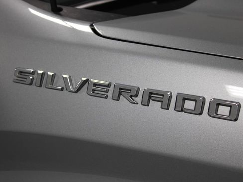 Used 2025 Chevrolet Silverado 1500 LT image 12