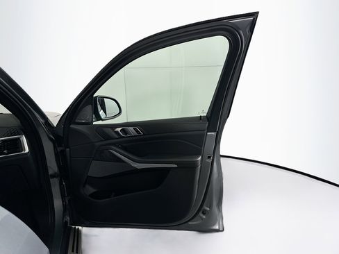 Used 2024 BMW X5 sDrive40i w/ Premium Package image 34