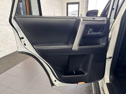 Used 2019 Toyota 4Runner Limited AWD/4WD image 42