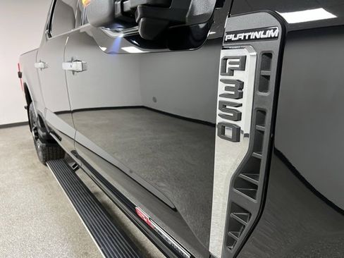 Used 2024 Ford F350 Platinum image 15