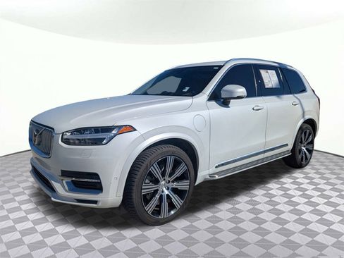 Used 2022 Volvo XC90 T8 Inscription w/ Advanced Package image 7