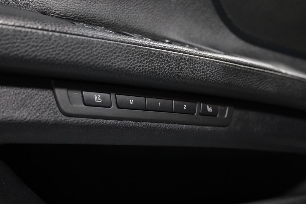 Used 2012 BMW 740Li RWD image 12