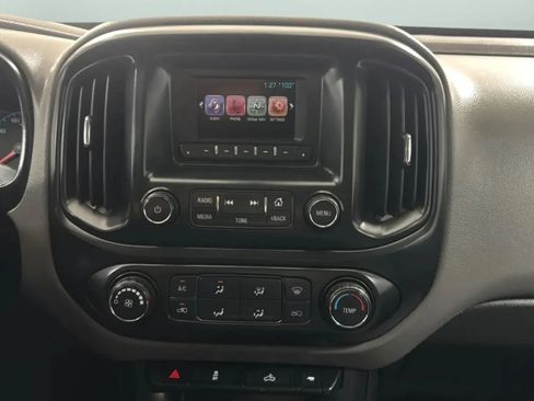 Used 2015 Chevrolet Colorado W/T w/ WT Convenience Package RWD image 15