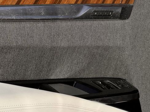 New 2026 Cadillac Escalade Platinum Luxury image 22