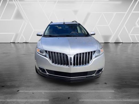 Used 2017 Lincoln MKC Reserve w/ Lincoln MKC Climate Package FWD image 3