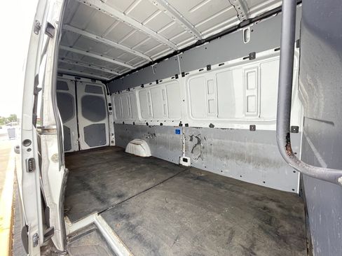 Used 2019 Mercedes-Benz Sprinter 170 Cargo image 28