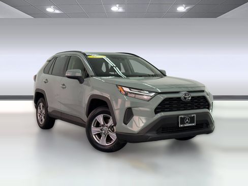 Used 2023 Toyota RAV4 XLE w/ Convenience Package FWD image 6