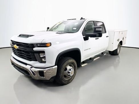 Used 2024 Chevrolet Silverado 3500 W/T w/ WT Convenience Package AWD/4WD image 3