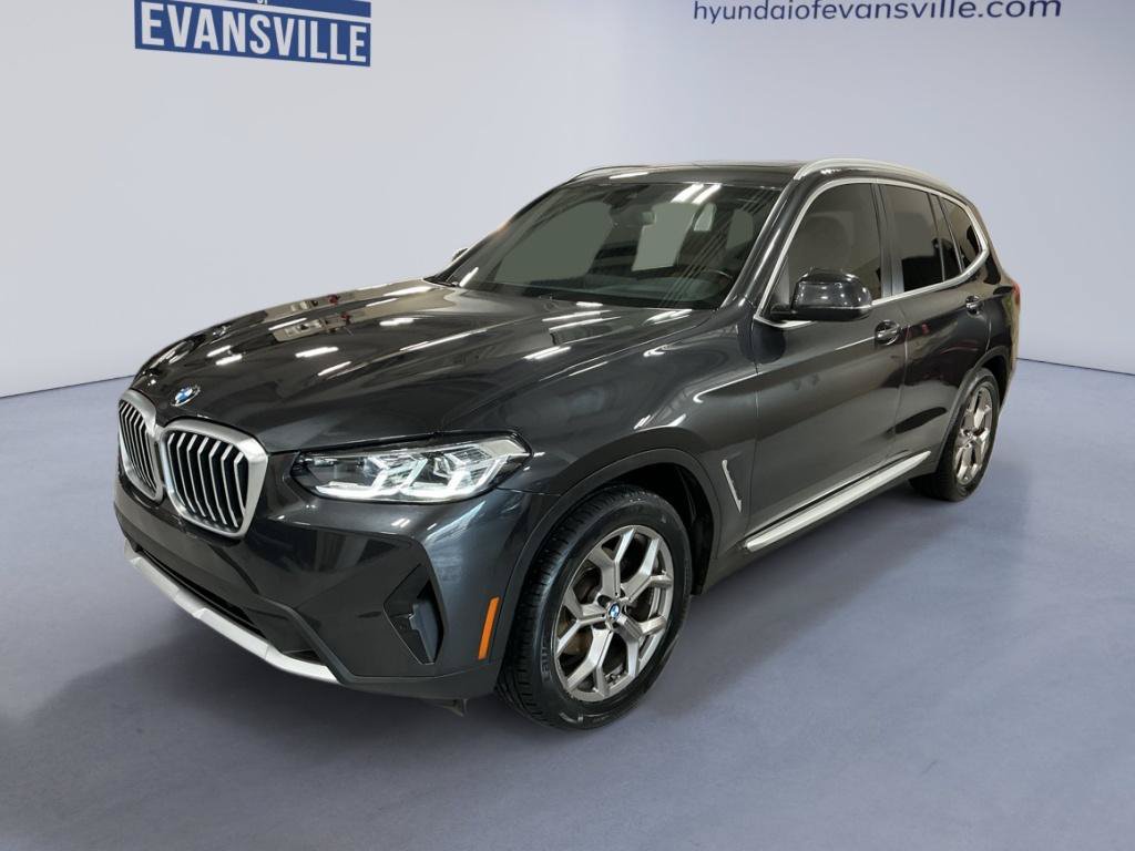 Used 2022 BMW X3 xDrive30i w/ Premium Package AWD/4WD image 2