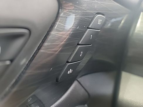 Used 2022 Chevrolet Traverse High Country image 17