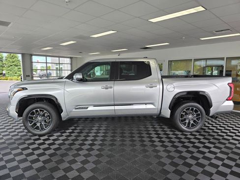 Used 2023 Toyota Tundra Platinum AWD/4WD image 6