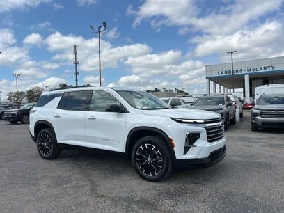New 2026 Chevrolet Traverse LT w/ Sun and Wheel Package