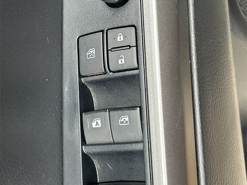 Used 2022 Toyota Tacoma SR5 image 21