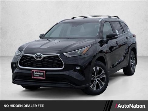 New 2026 Toyota Highlander XLE AWD/4WD image 1