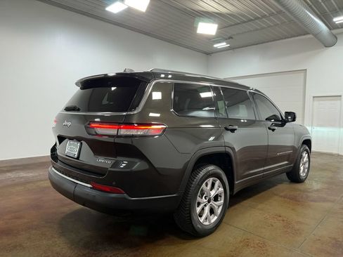 Used 2022 Jeep Grand Cherokee L Limited AWD/4WD image 34
