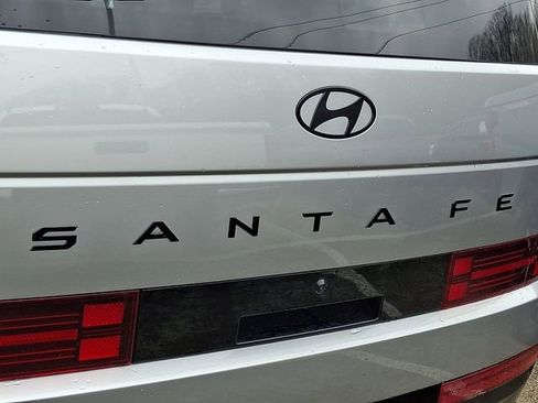 Used 2025 Hyundai Santa Fe Calligraphy image 6