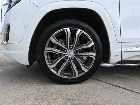 Used 2018 GMC Terrain Denali image 29