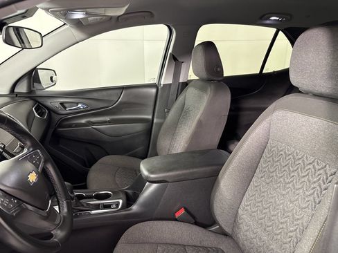 Used 2024 Chevrolet Equinox LT FWD image 28