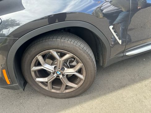 Used 2024 BMW X3 xDrive30i w/ Convenience Package w/ZPA AWD/4WD image 11