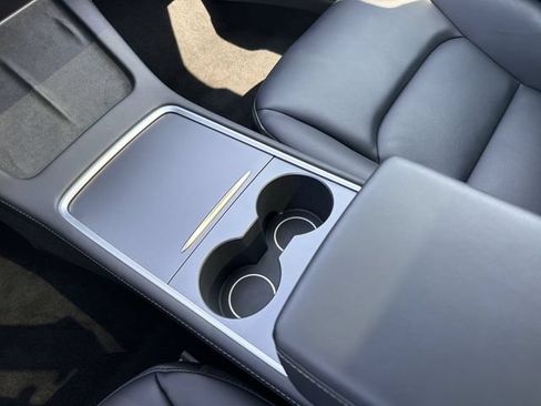 Used 2023 Tesla Model 3 Standard Range RWD image 16