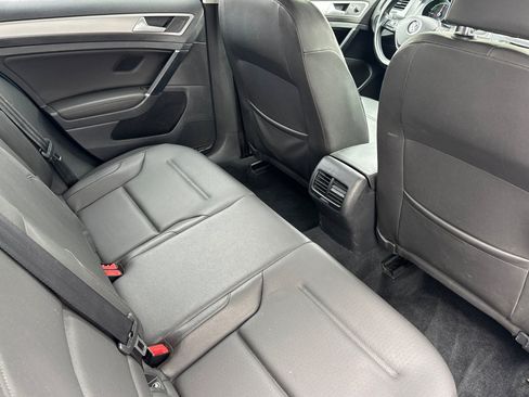 Used 2015 Volkswagen e-Golf SEL Premium FWD image 33