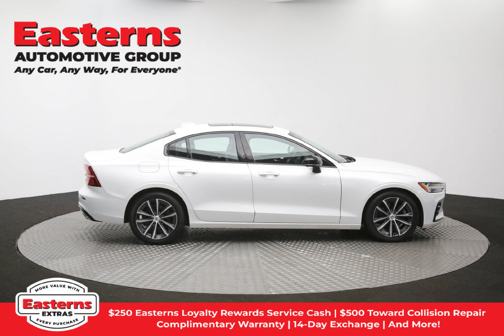 Used 2022 Volvo S60 B5 Inscription FWD image 46