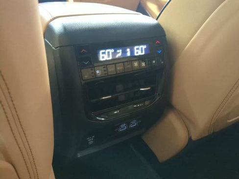 Certified 2023 Jeep Grand Cherokee Summit AWD/4WD image 13