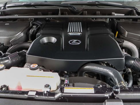 Used 2024 Lexus LX 600 4WD w/ Interior Upgrade Package image 34