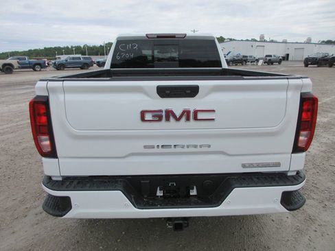 New 2026 GMC Sierra 1500 Elevation w/ Elevation Premium Package AWD/4WD image 7