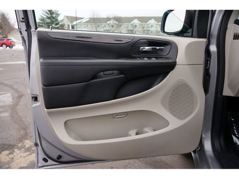 Used 2017 Dodge Grand Caravan SE w/ Power Window Group image 14