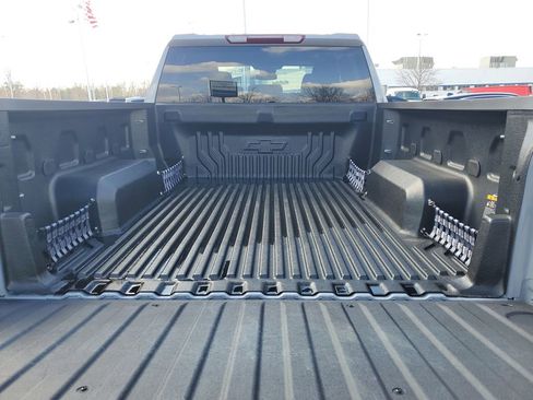 Certified 2024 Chevrolet Silverado 1500 LT image 34