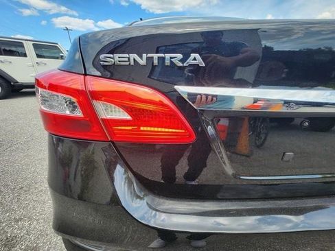 Used 2016 Nissan Sentra S FWD image 19
