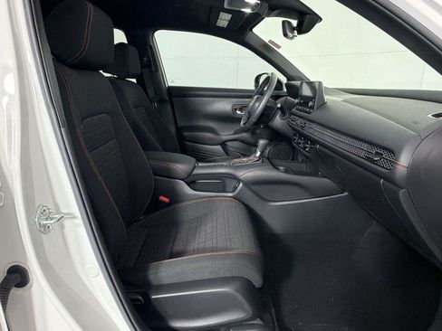 Certified 2024 Honda HR-V Sport image 22