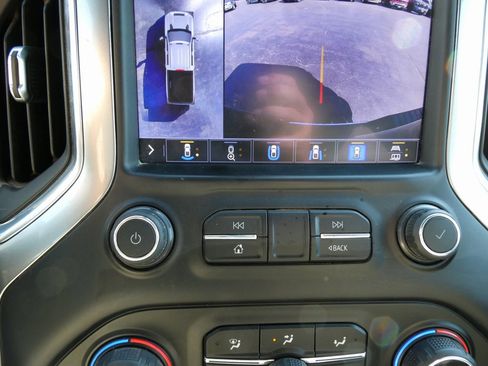 Certified 2020 Chevrolet Silverado 2500 LTZ w/ LTZ Plus Package image 33