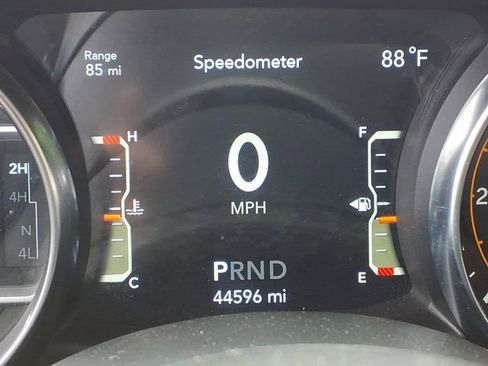 Used 2022 Jeep Wrangler Unlimited Sport AWD/4WD image 32