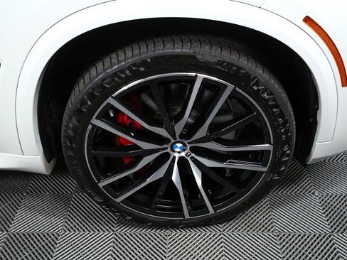 Used 2022 BMW X5 M50i w/ Executive Package image 39