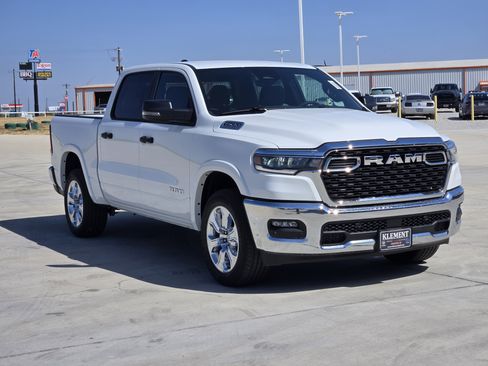 New 2026 RAM 1500 Big Horn AWD/4WD image 3